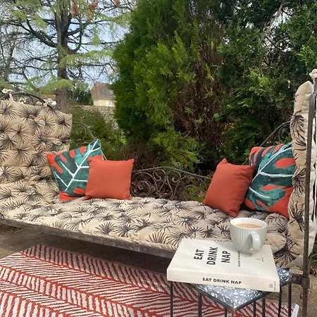 Maison De Mags & Mags 3* Lanouaille