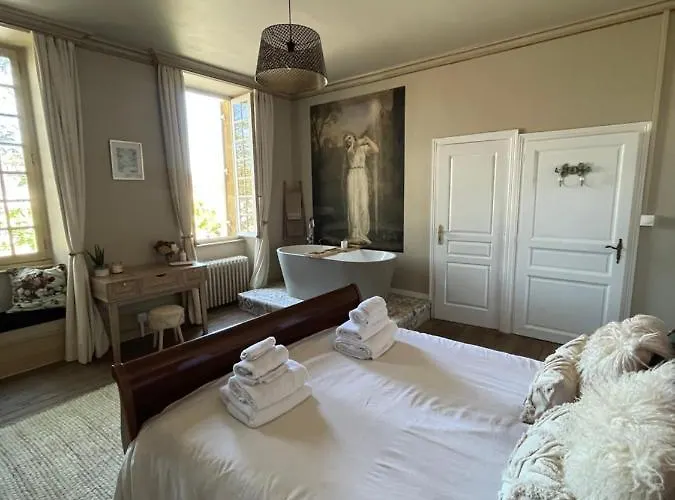 Maison De Mags & Mags