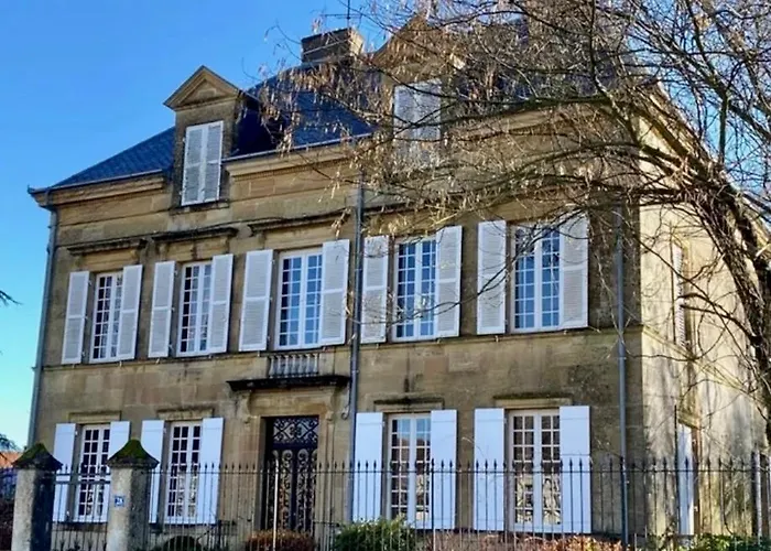 Maison De Mags & Mags Lanouaille