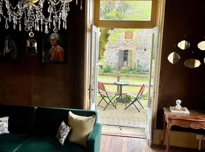 Nocleg ze śniadaniem Maison De Mags & Mags Lanouaille